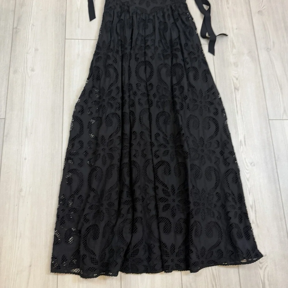 Saylor Maryl midi dress featuring an open-stitch lace Bow‎ & Zipper Back Size XS - Picture 5 of 12